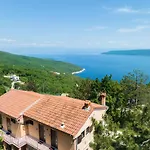 Luxury Seaview By Interhome شقة *